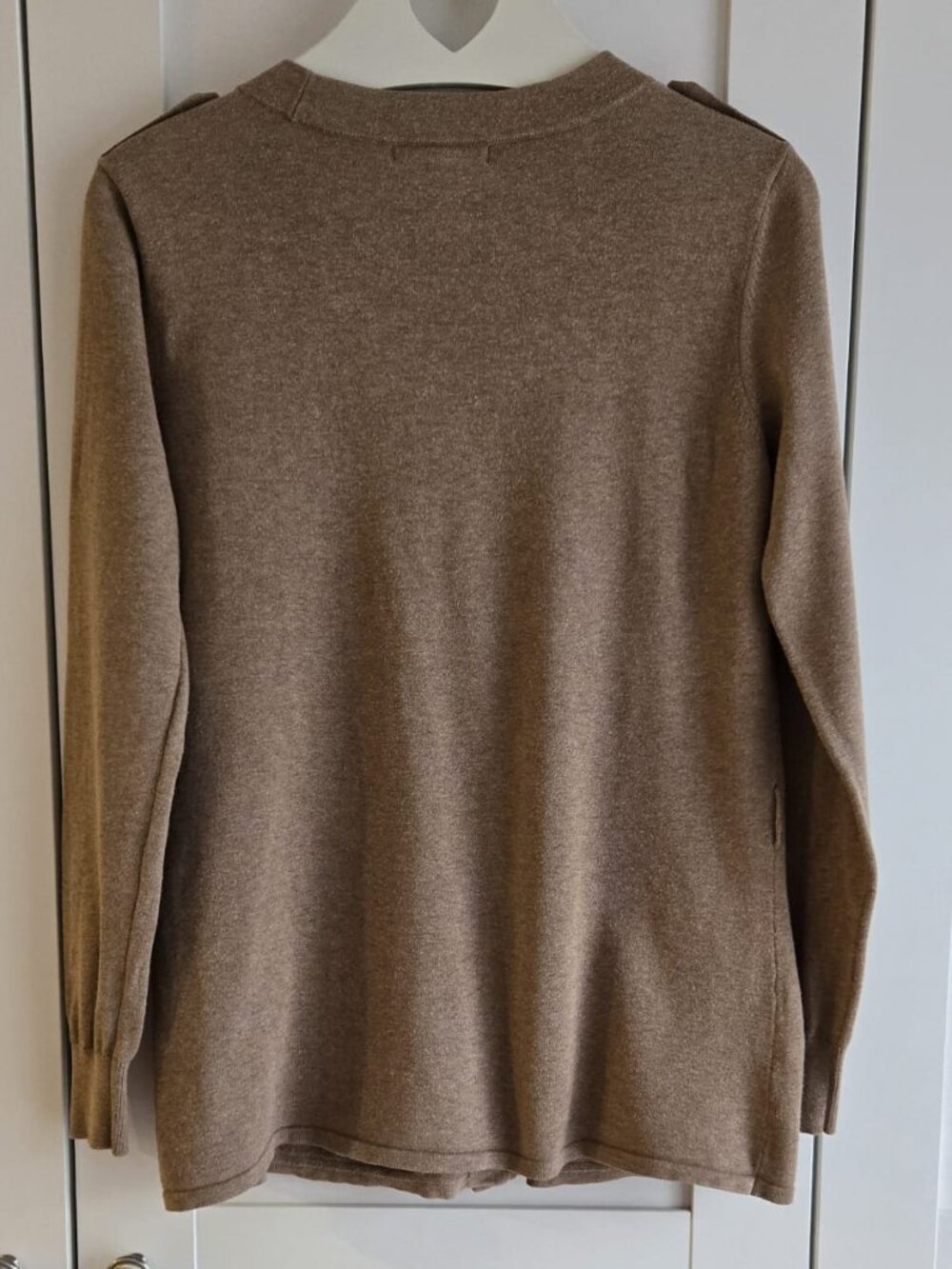 100% Cotton Banana Republic Taupe Cardigan Size M PTP20 - Picture 4 of 11